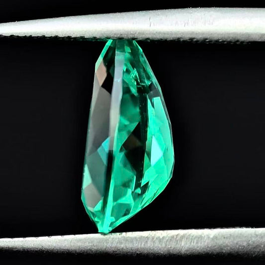 1.948ct Pear Lab Coumbia Emerald | Lab Coumbia Emerald , Custom Accept
