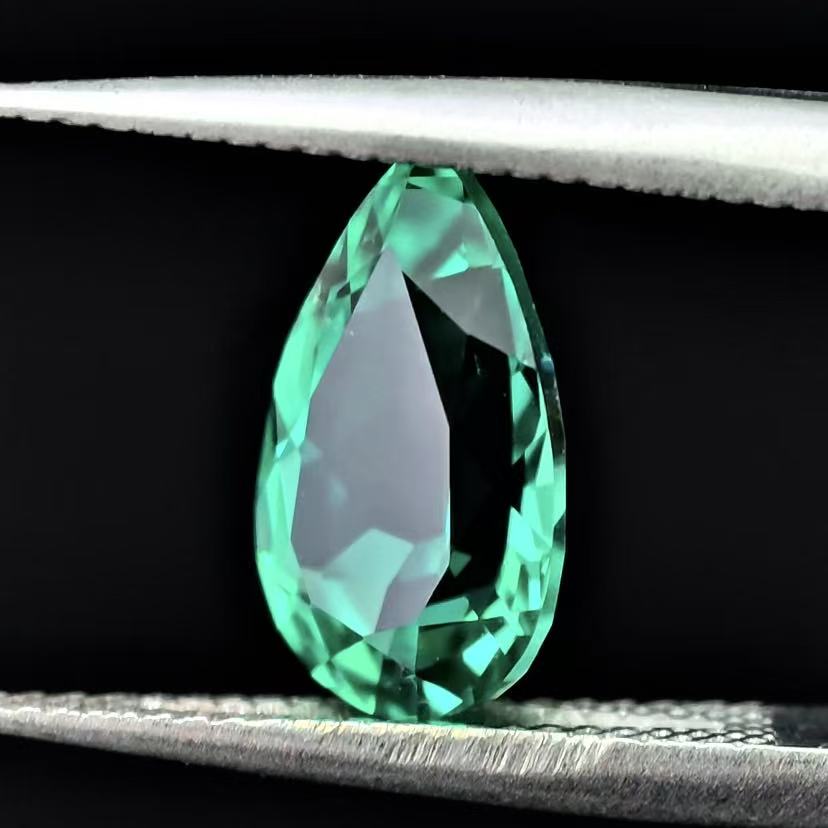 1.948ct Pear Lab Coumbia Emerald | Lab Coumbia Emerald , Custom Accept