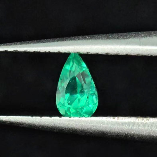 0.23ct Pear Lab Coumbia Emerald | Lab Coumbia Emerald , Custom Accept