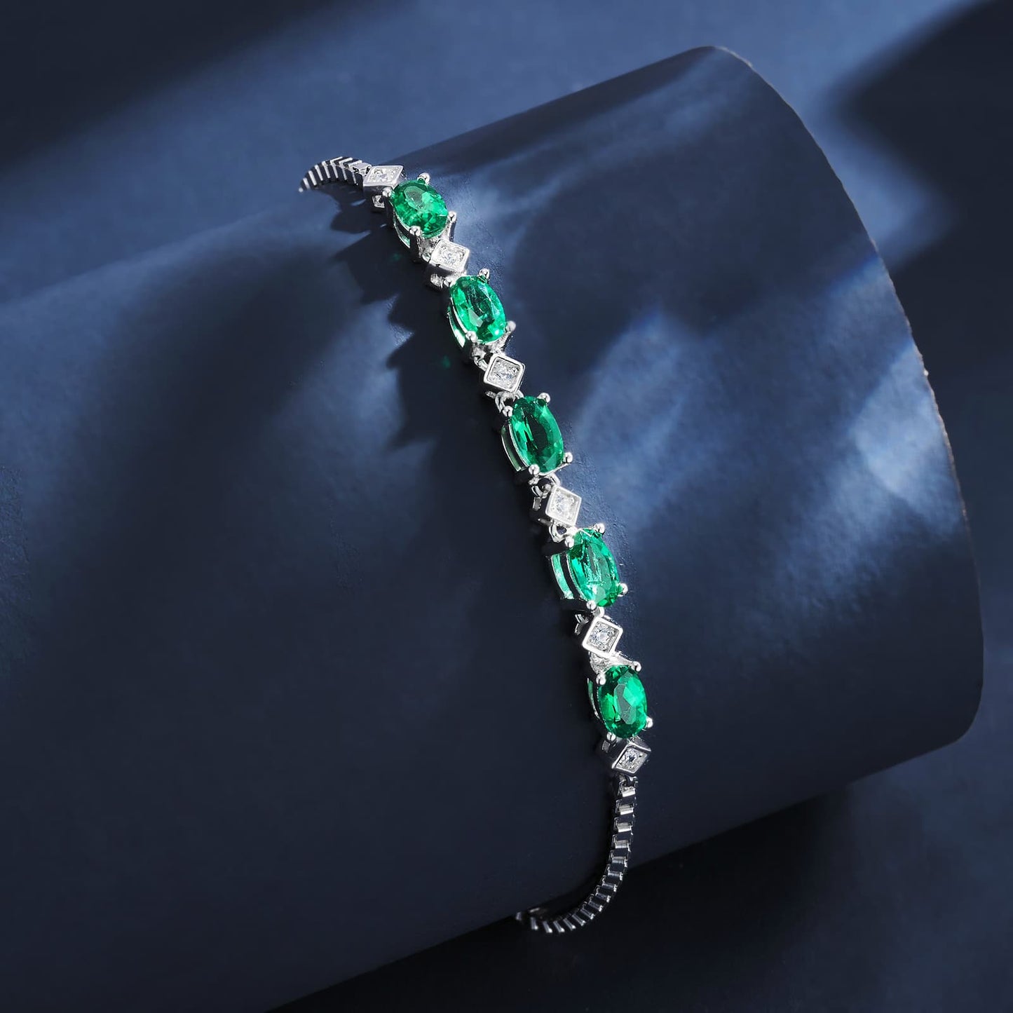 3*5MM 0.9 Ct Oval Lab Emerald Bracelet| Rhodium-Plated S925 Silver, Custom Available
