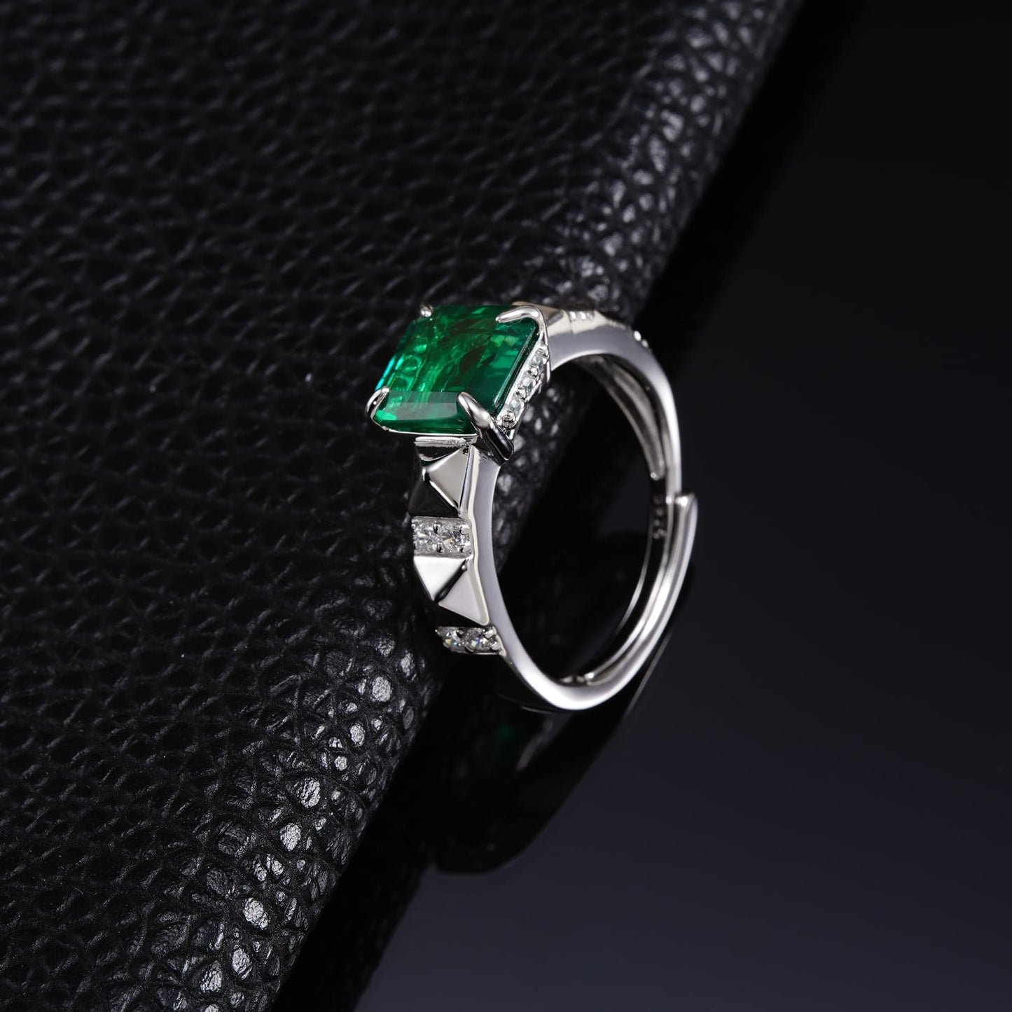 8*8mm Square Lab Emerald Ring | Rhodium-Plated S925 Silver, Custom Available