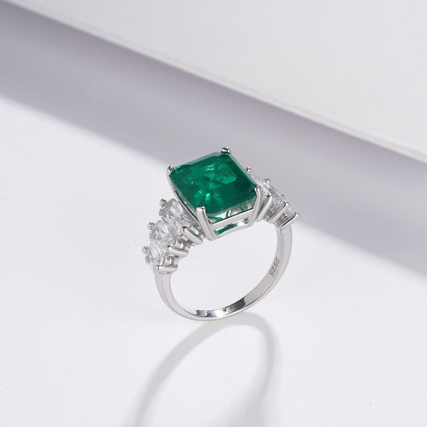 9*11 mm 3.88Ct Rectangle Lab Emerald Ring | Rhodium-Plated S925 Silver, Custom Available