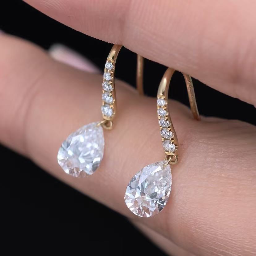 2.221ct Pear Lab Diamond Earring|18K Gold Earring, Custom Accept