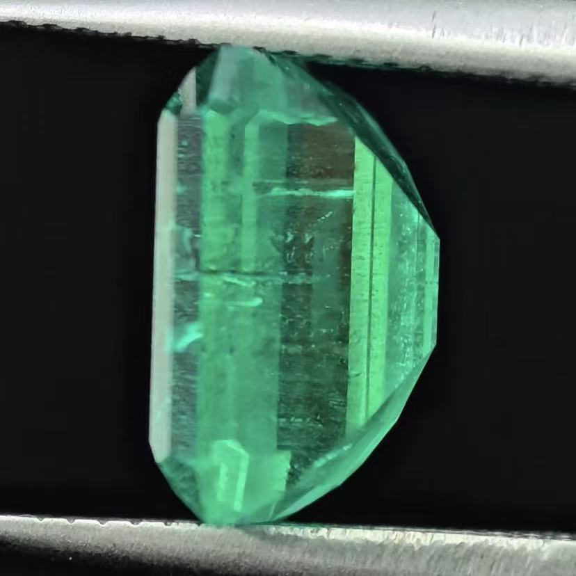 3.308ct Rectagle Lab Coumbia Emerald | Lab Coumbia Emerald , Custom Accept