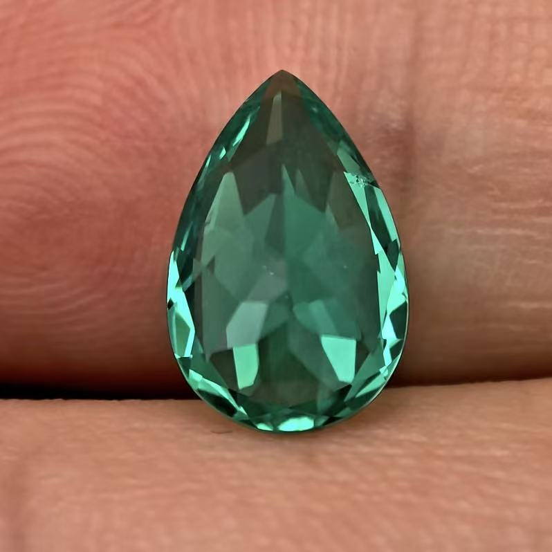 1.948ct Pear Lab Coumbia Emerald | Lab Coumbia Emerald , Custom Accept