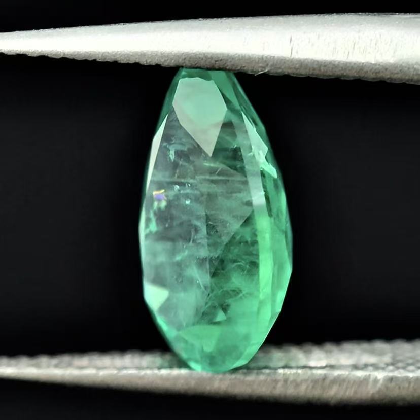 1.911ct Pear Lab Coumbia Emerald | Lab Coumbia Emerald , Custom Accept