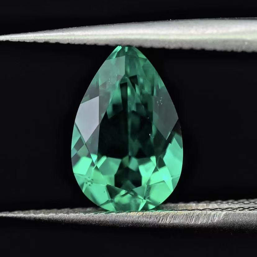 1.906ct Pear Lab Coumbia Emerald | Lab Coumbia Emerald , Custom Accept