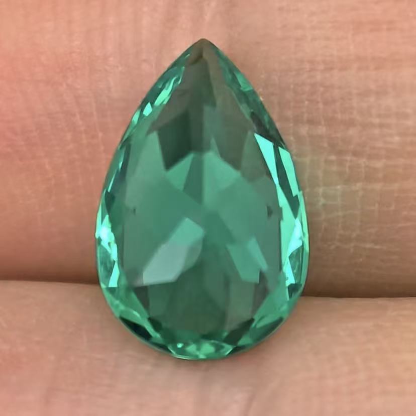 1.874ct Pear Lab Coumbia Emerald | Lab Coumbia Emerald , Custom Accept