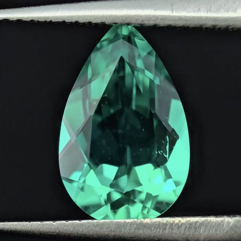 1.874ct Pear Lab Coumbia Emerald | Lab Coumbia Emerald , Custom Accept