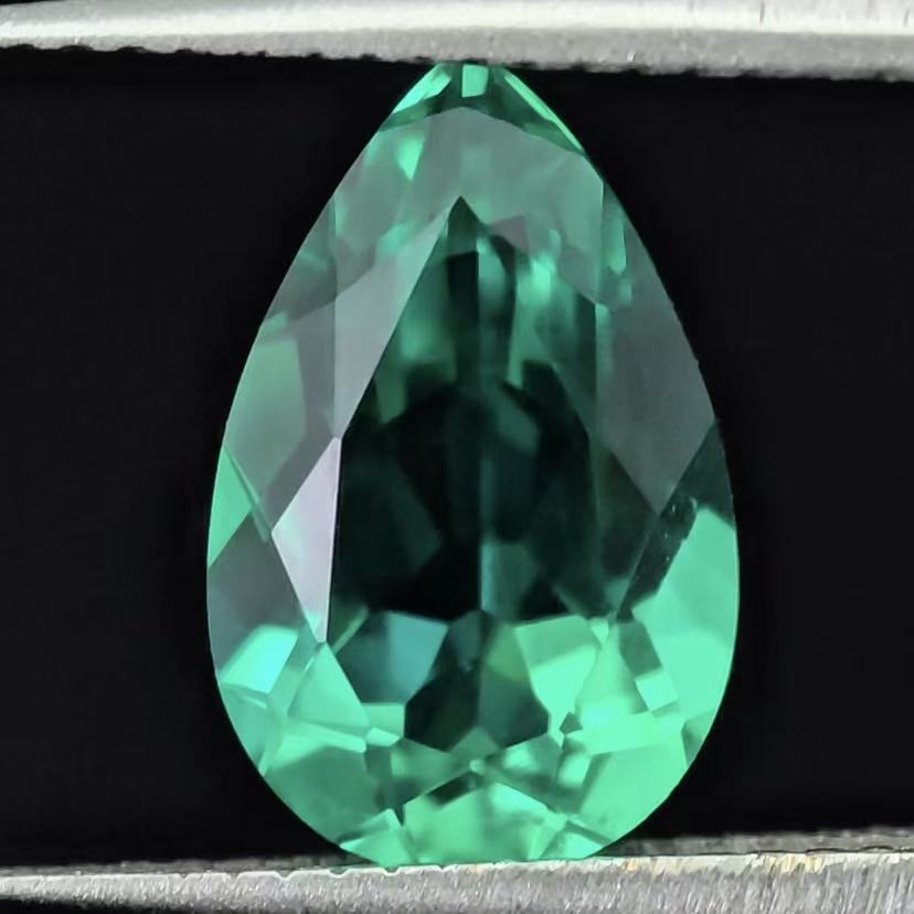 1.863ct Pear Lab Coumbia Emerald | Lab Coumbia Emerald , Custom Accept