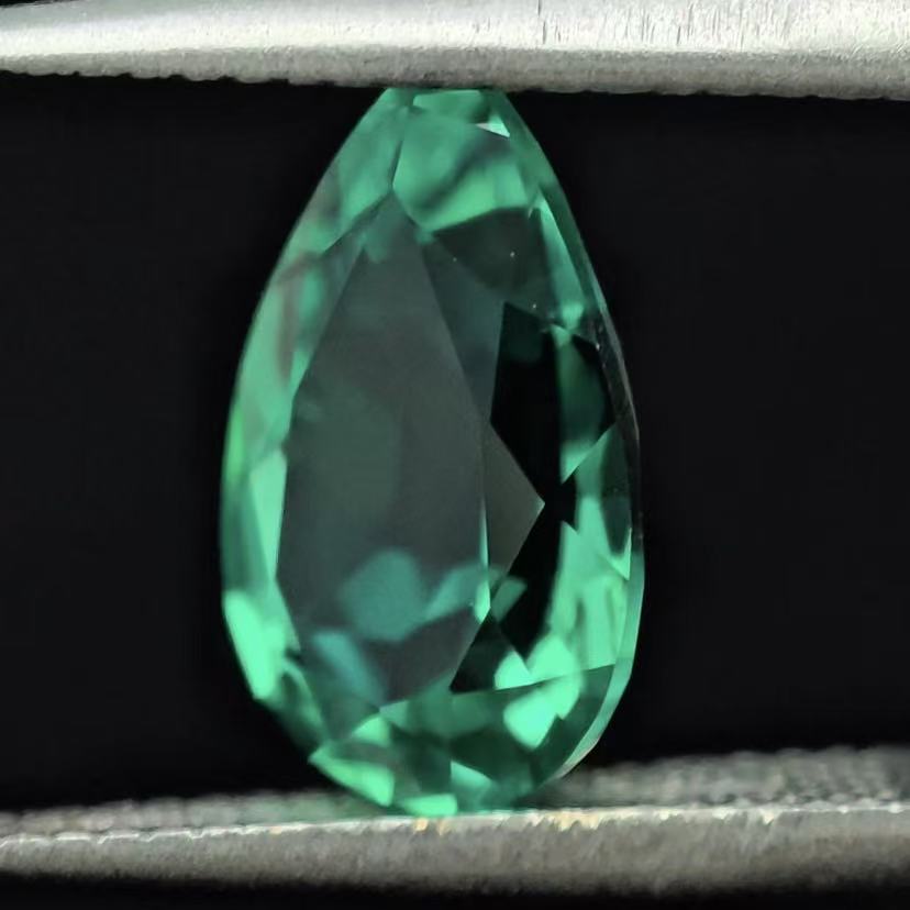 1.863ct Pear Lab Coumbia Emerald | Lab Coumbia Emerald , Custom Accept
