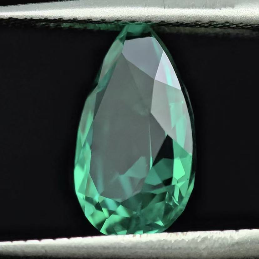 1.863ct Pear Lab Coumbia Emerald | Lab Coumbia Emerald , Custom Accept