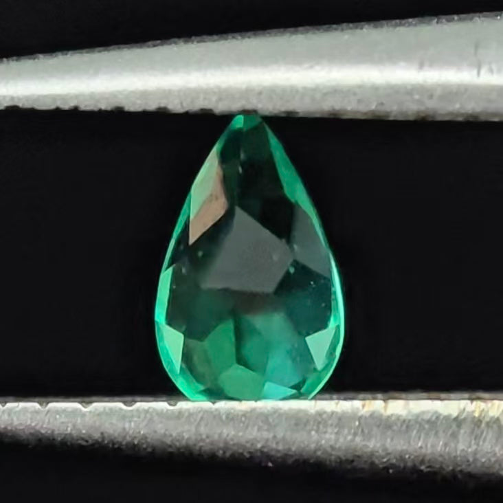 0.23ct Pear Lab Coumbia Emerald | Lab Coumbia Emerald , Custom Accept
