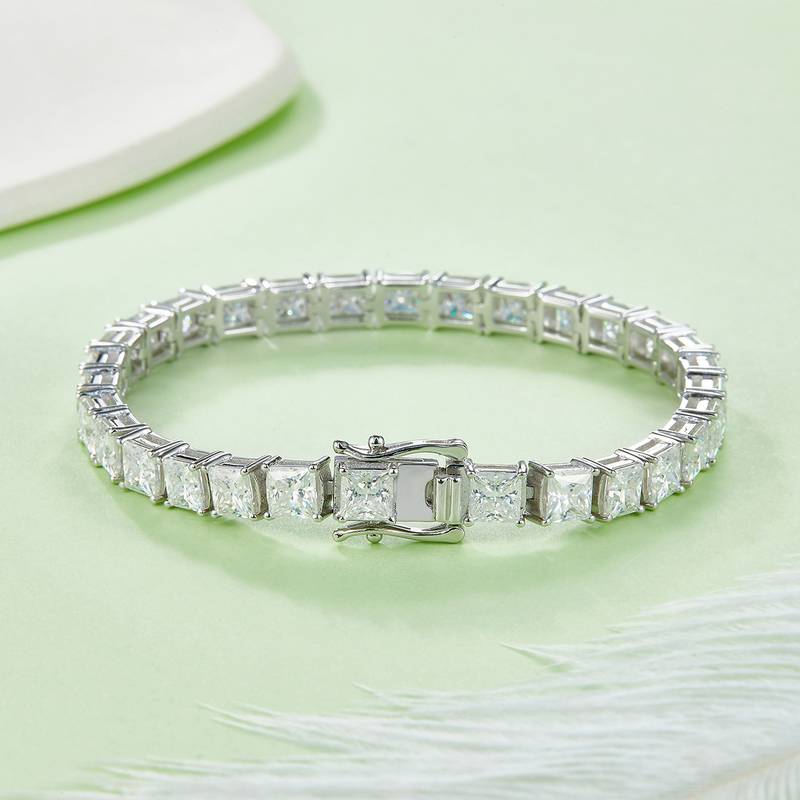 0.5Ct/Pcs Square Mossanite Tennis Bracelet | White Gold-Plated S925 Silver, Custom Available