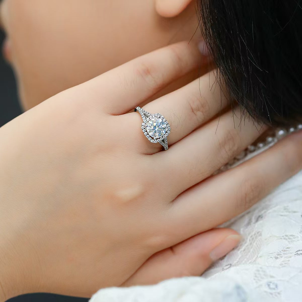 8mm 2Ct Round Mossanite Women Ring |18K White Gold-Plated S925 Silver, Custom Available