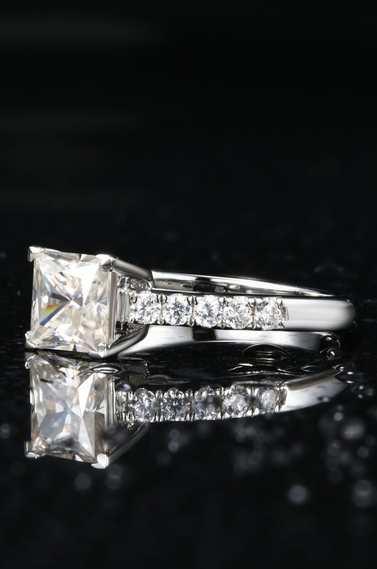 Round Mossanite Women Ring | White Gold-Plated S925 Ring, Custom Available