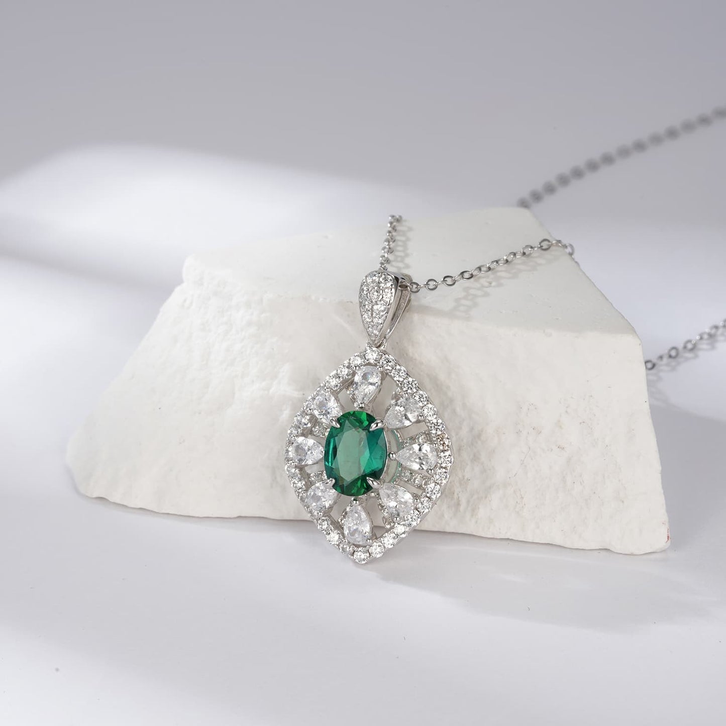 6*8mm 1.04 Ct Oval Lab Emerald Necklace | Rhodium-Plated S925 Silver, Custom Available