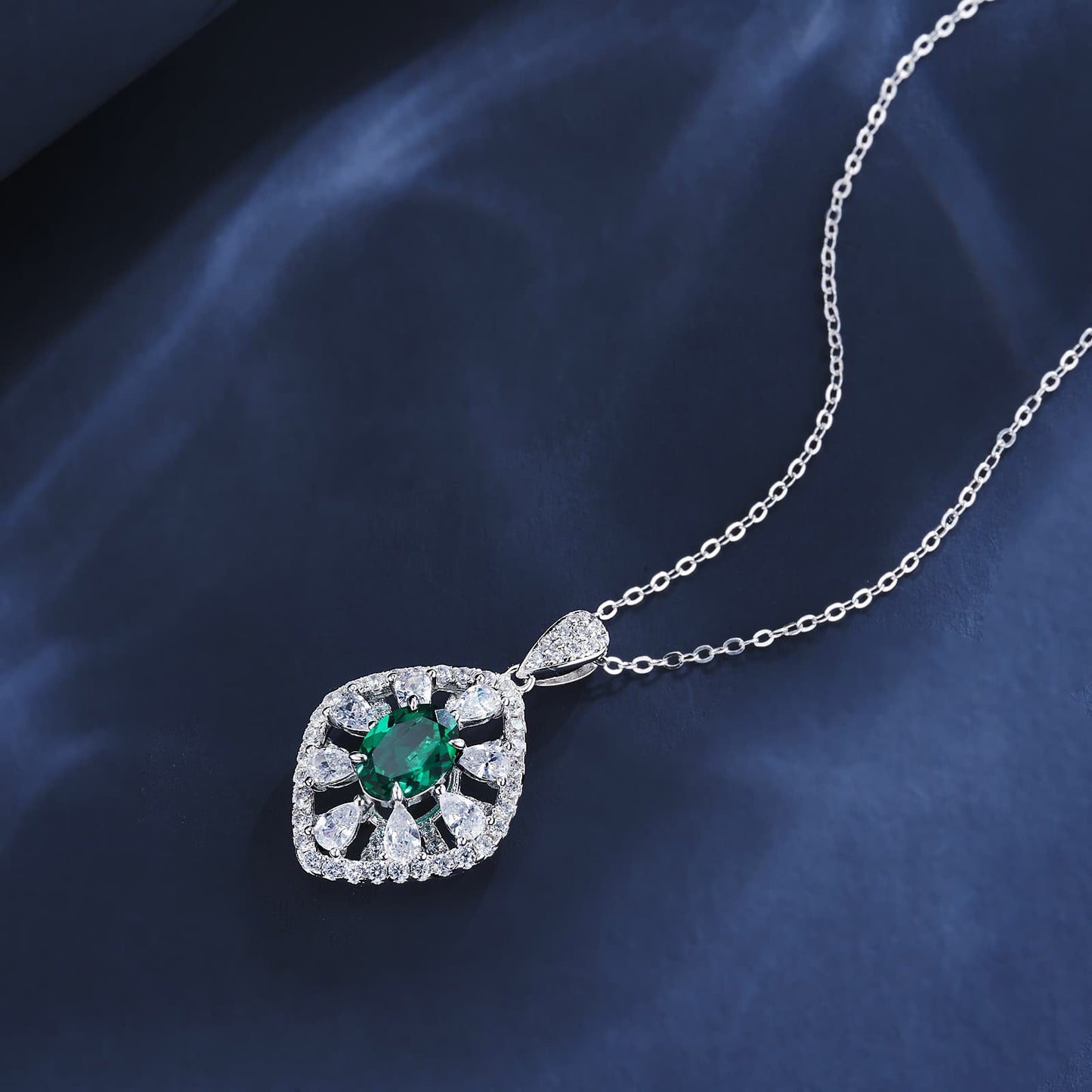 6*8mm 1.04 Ct Oval Lab Emerald Necklace | Rhodium-Plated S925 Silver, Custom Available