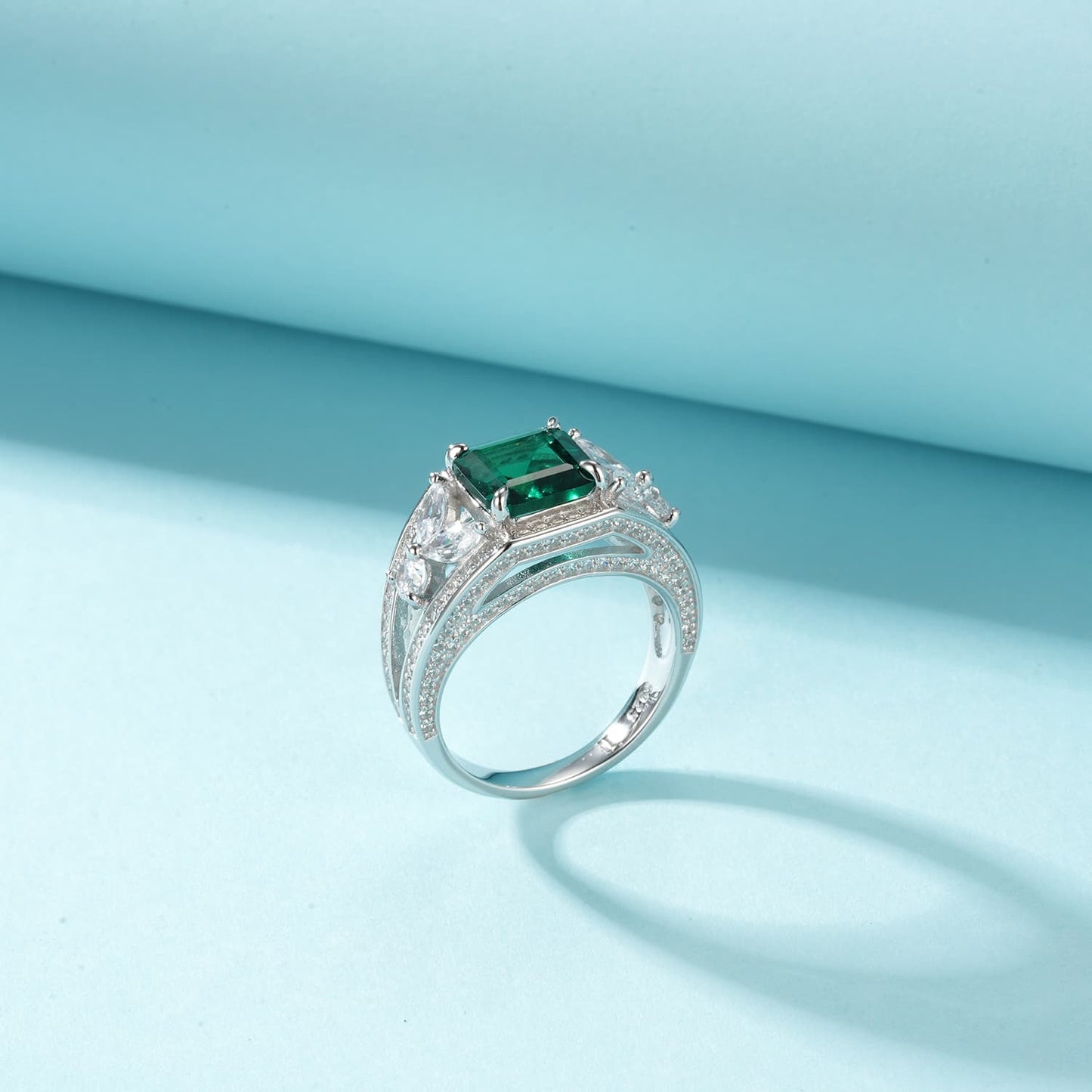 8 mm 2 Ct Square Lab Emerald Ring | Rhodium-Plated S925 Silver, Custom Available
