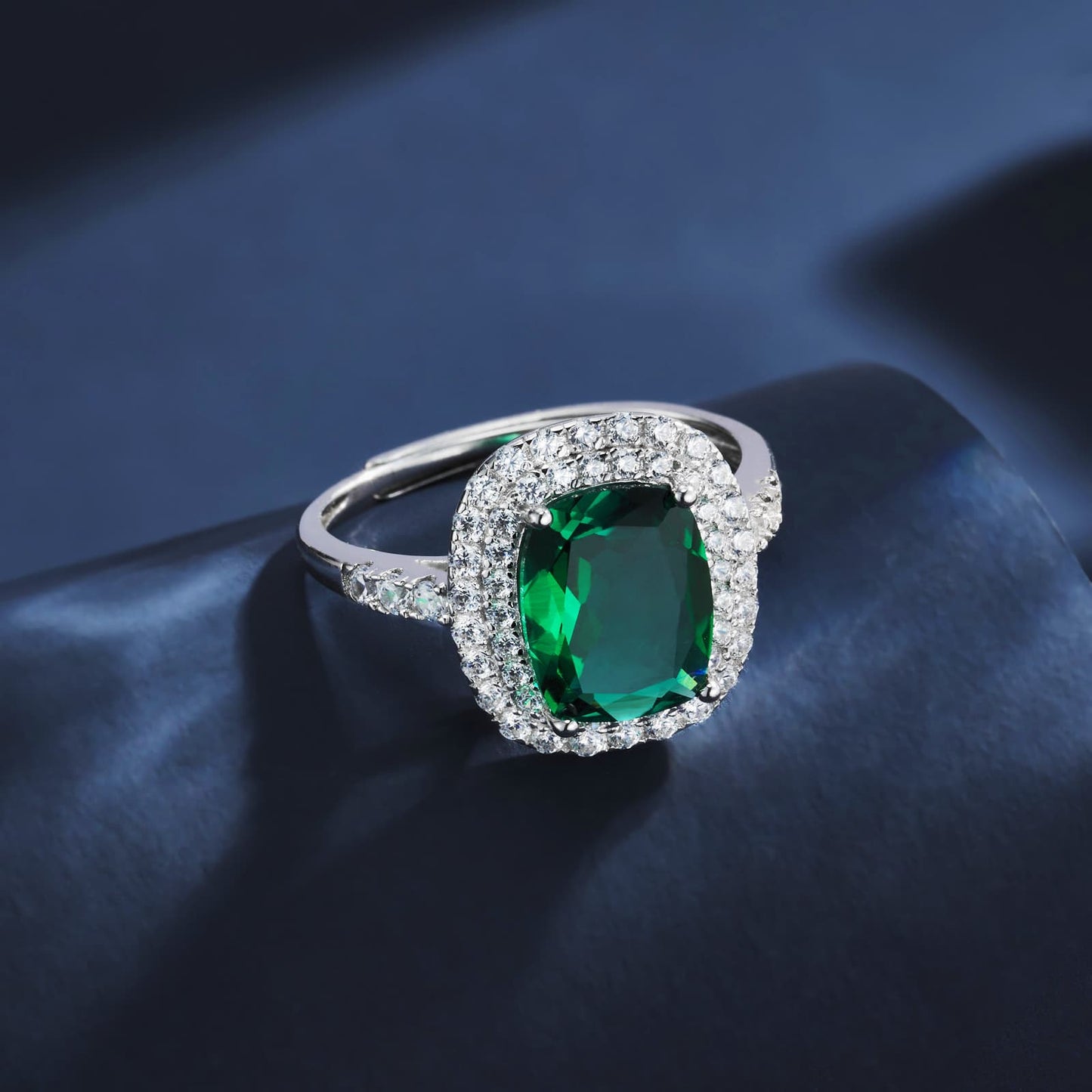 8*10mm 2.5Ct Rectangle Lab Emerald Ring | Rhodium-Plated S925 Silver, Custom Available