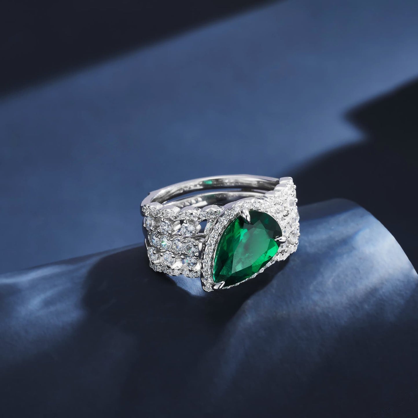 7*11mm 1.88Ct Pear Shaped Lab Emerald Ring | Rhodium-Plated S925 Silver, Custom Available