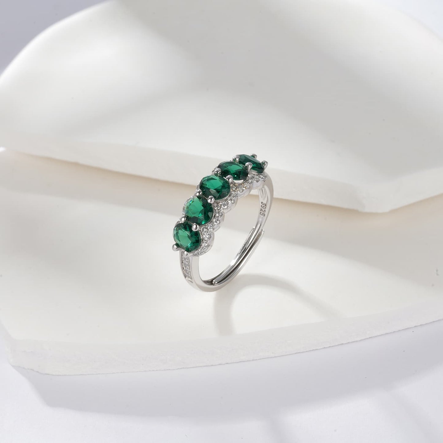 Oval  Lab Emerald Ring | Rhodium-Plated S925 Silver, Custom Available