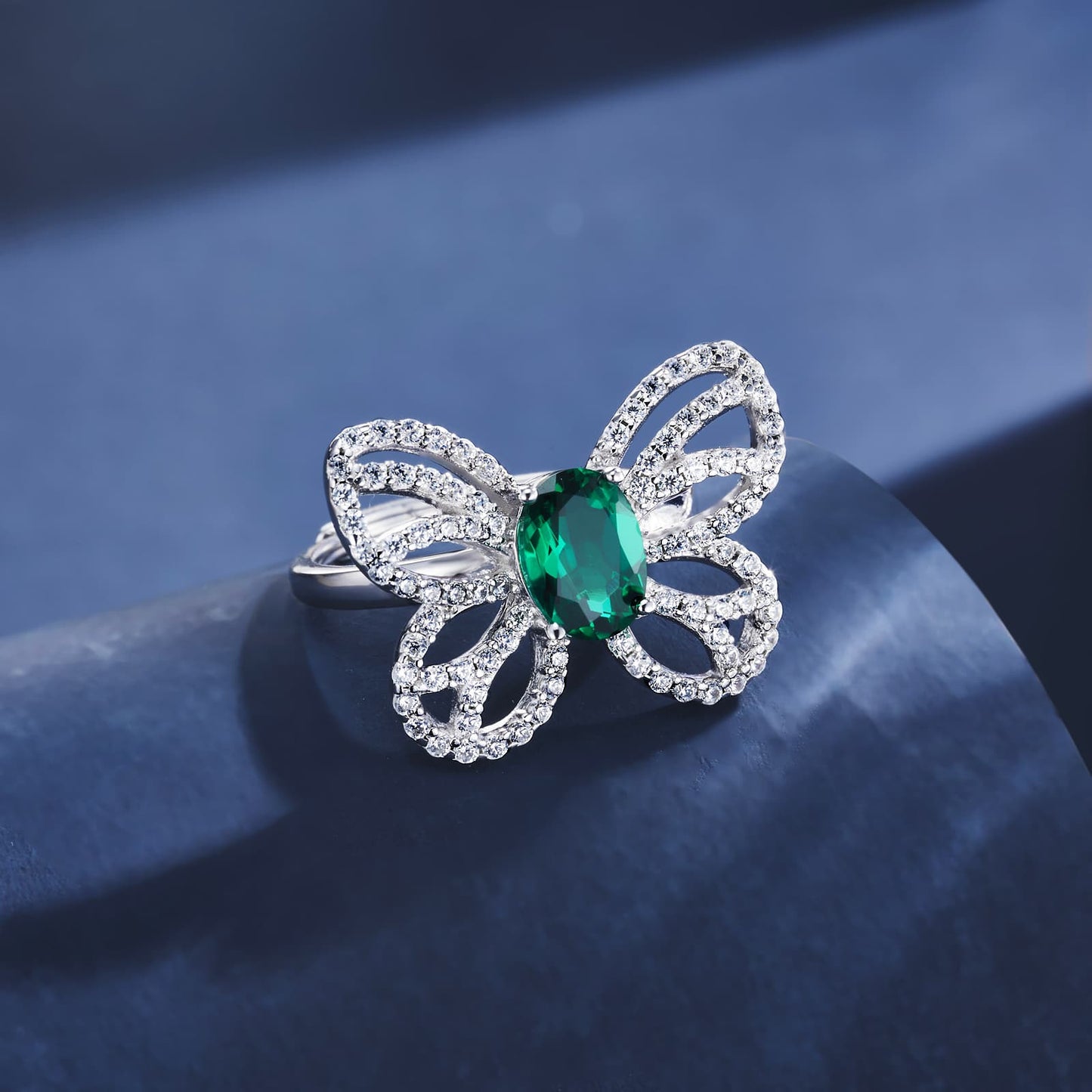 6*8mm 1Ct Oval Lab Emerald Ring | Rhodium-Plated S925 Silver, Custom Available