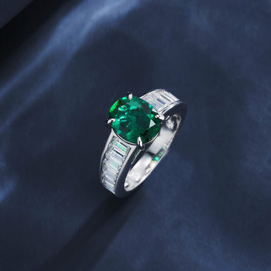8*10mm 2.6Ct Oval Lab Emerald Ring | Rhodium-Plated S925 Silver, Custom Available